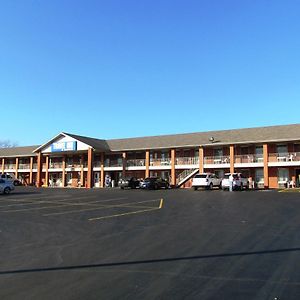 Travel Inn & Suites Frankfort Exterior photo