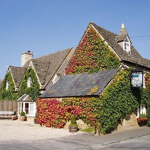 The Fox Inn Lower Oddington Adlestrop Exterior photo