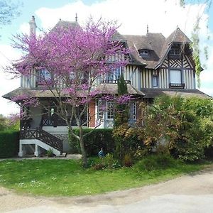 Maison d'hôtes Il était une fois Acomodação com café da manhã Pont-Évêque Exterior photo