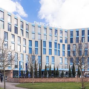 Park Grand Heathrow Hotel Hounslow Exterior photo