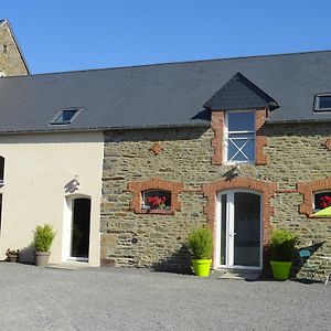 Le Relais De La Hardiesse Acomodação com café da manhã Courtils Exterior photo