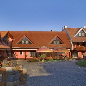 Bezměrovský dvůr Kroměříž Hotel Exterior photo