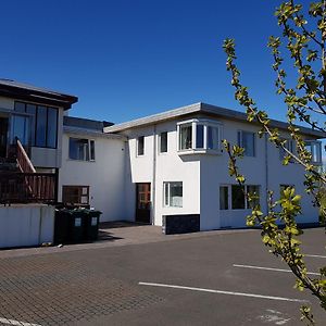 House On The Hill Hotel Höfn Exterior photo