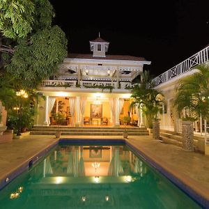 Eden Gardens Wellness Resort & Spa Kingston Exterior photo