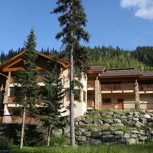 The Pinnacle Lodge Sun Peaks Exterior photo