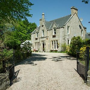 Ravenscourt House, Guest House & Holiday Let Grantown-on-Spey Exterior photo