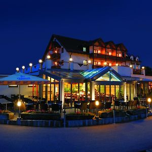 Panorama-Hotel Am See Neunburg vorm Wald Exterior photo