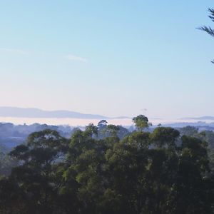 Beautiful View House Vila Monbulk Exterior photo