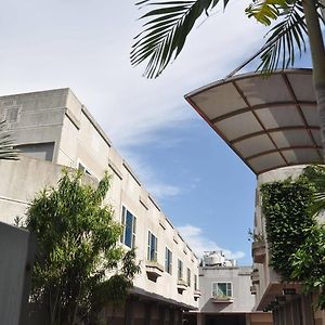 Beverly Garden Motel Chiayi City Exterior photo