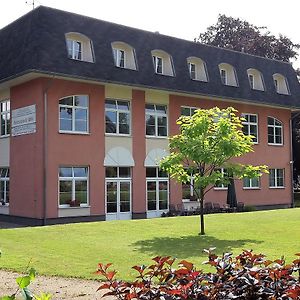 Vzdělávací Středisko a Hotel Varnsdorf Exterior photo