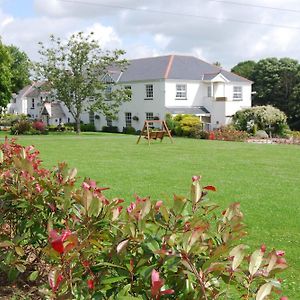 Beggars Reach Hotel Pembroke Dock Exterior photo