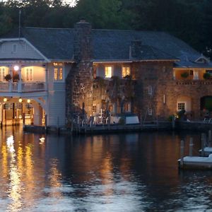 Lake George Boathouse Waterfront Lodging Hotel Bolton Landing Exterior photo