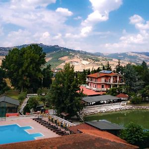 Agriturismo Petrilli Vila Flumeri Exterior photo