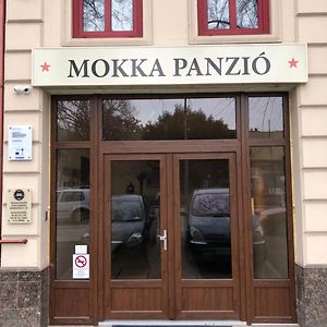 Mokka Panzió Acomodação com café da manhã Szarvas Exterior photo