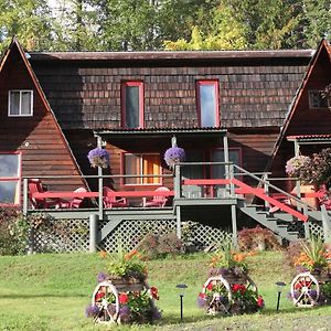 Sunny Bluffs Chalets Vila Kaslo Exterior photo