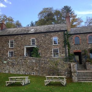 The Farmhouse At Bodnant Welsh Food Acomodação com café da manhã Conwy Exterior photo