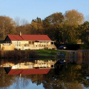 Liftlock Bed And Breakfast Peterborough Exterior photo