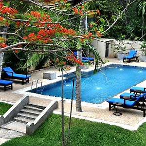 Tranquil Negombo Boutique Hotel Exterior photo