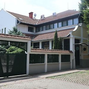 Szlovák Panzió Hotel Bekescsaba Exterior photo