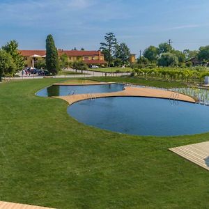 Agriturismo Tenuta Regina - Glamping Luxury Lodges And Apartments Palazzolo dello Stella Exterior photo