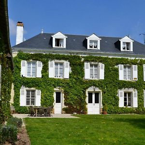 Le Domaine Des Bois Acomodação com café da manhã Mauze-Thouarsais Exterior photo