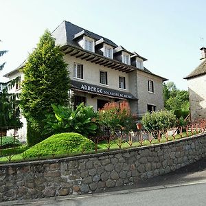 Auberge Des Ruines De Merle Acomodação com café da manhã Saint-Cirgues-la-Loutre Exterior photo