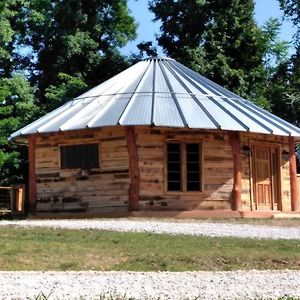 The Mountaineer - Rustic Mountain Yurt Vila Genoa Exterior photo