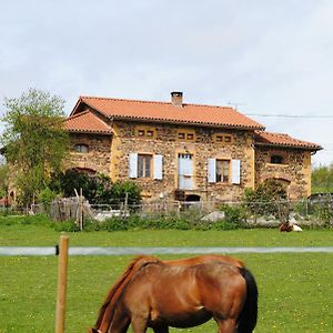 Domaine De La Poyat Acomodação com café da manhã Légny Exterior photo