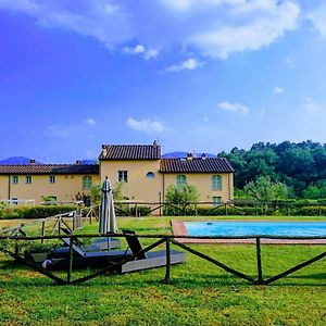 Sunnyside Vila Lucca Exterior photo