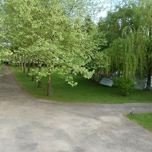 Gite Guillemin Vila Le Deschaux Exterior photo