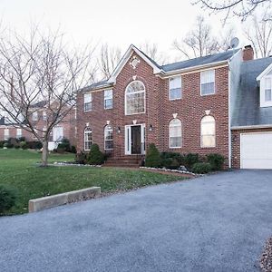 Superb Basement Close To The Gaylord Mgm Outlets National Harbor Apartamento Fort Washington Exterior photo