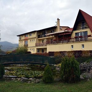 Penzión Koruna Hotel Nitrianske Rudno Exterior photo