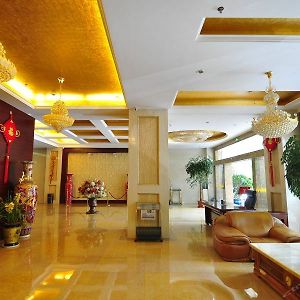 Baohai Mingzhu Hotel Kunming Exterior photo