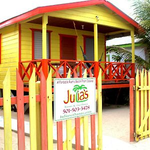 Julia'S Cabanas Hotel Placencia Exterior photo