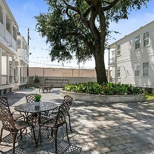 Charming 2Br On Carondelet By Hosteeva Apartamento Nova Orleães Exterior photo