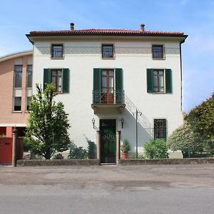 La Sosta Fuori Stazione Acomodação com café da manhã Brescello Exterior photo