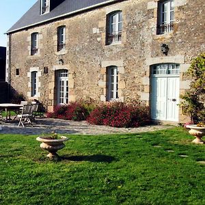 La Vieille Foulonniere : Une Maison De Famille Au Coeur De La Campagne Du Mont-Saint-Michel Vila Pontorson Exterior photo