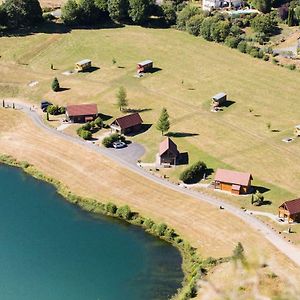 Lac Des Graves Lascelle Exterior photo