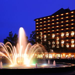 Tokachi Makubetsu Onsen Grandvrio Hotel Obihiro Exterior photo