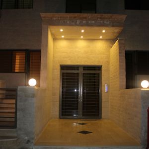 Faraseen Apartments 1 Amã Exterior photo