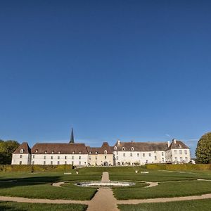 Château de Gilly Exterior photo