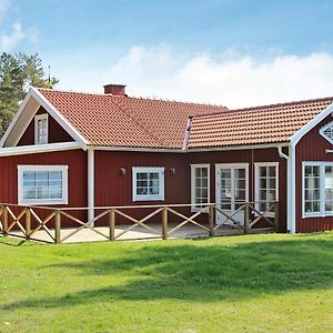 5 Person Holiday Home In Mariestad Lugnås Exterior photo