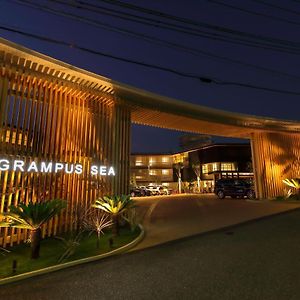 Grampus Sea Hotel Shirahama Exterior photo