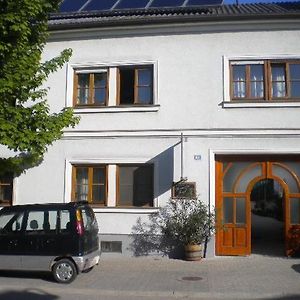Gastehaus Auer Werner Apartamento Jois Exterior photo