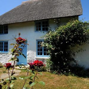 St Gabriels Cottage Charmouth Exterior photo