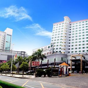 Metropolitan Hotel Dongguan  Exterior photo