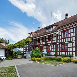 Historische Residenz Lindeneck Hotel Güttingen Exterior photo