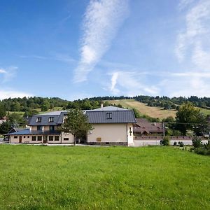 Penzión Krahule Hotel Kremnica Exterior photo