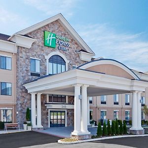 Holiday Inn Express Hotel & Suites Warminster-Horsham, An Ihg Hotel Exterior photo