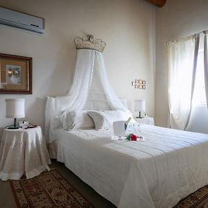 Corte Dei Soavi-Family Rooms & Apartments Soave  Room photo